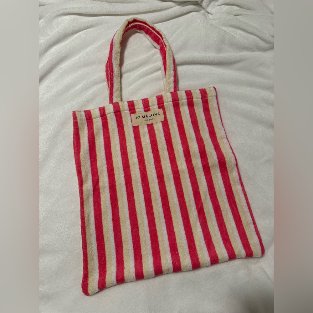 Jo Malone Vibrant Red and Cream Tote